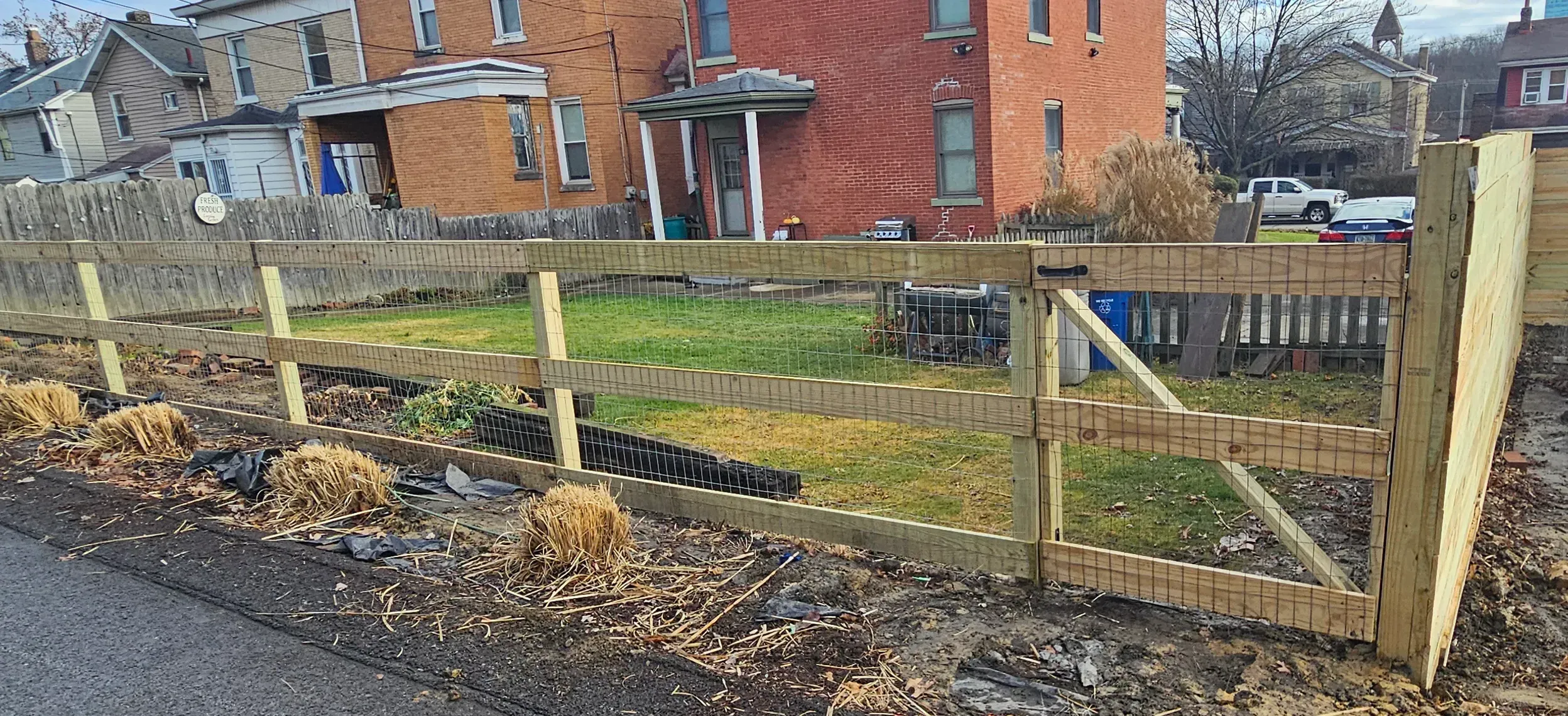 Ranch Rail Gate