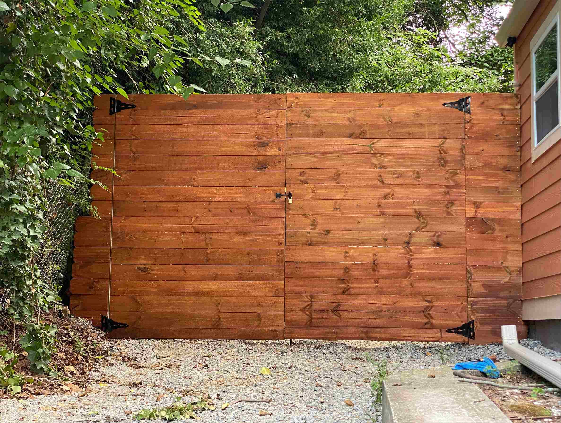 privacy fence and gate