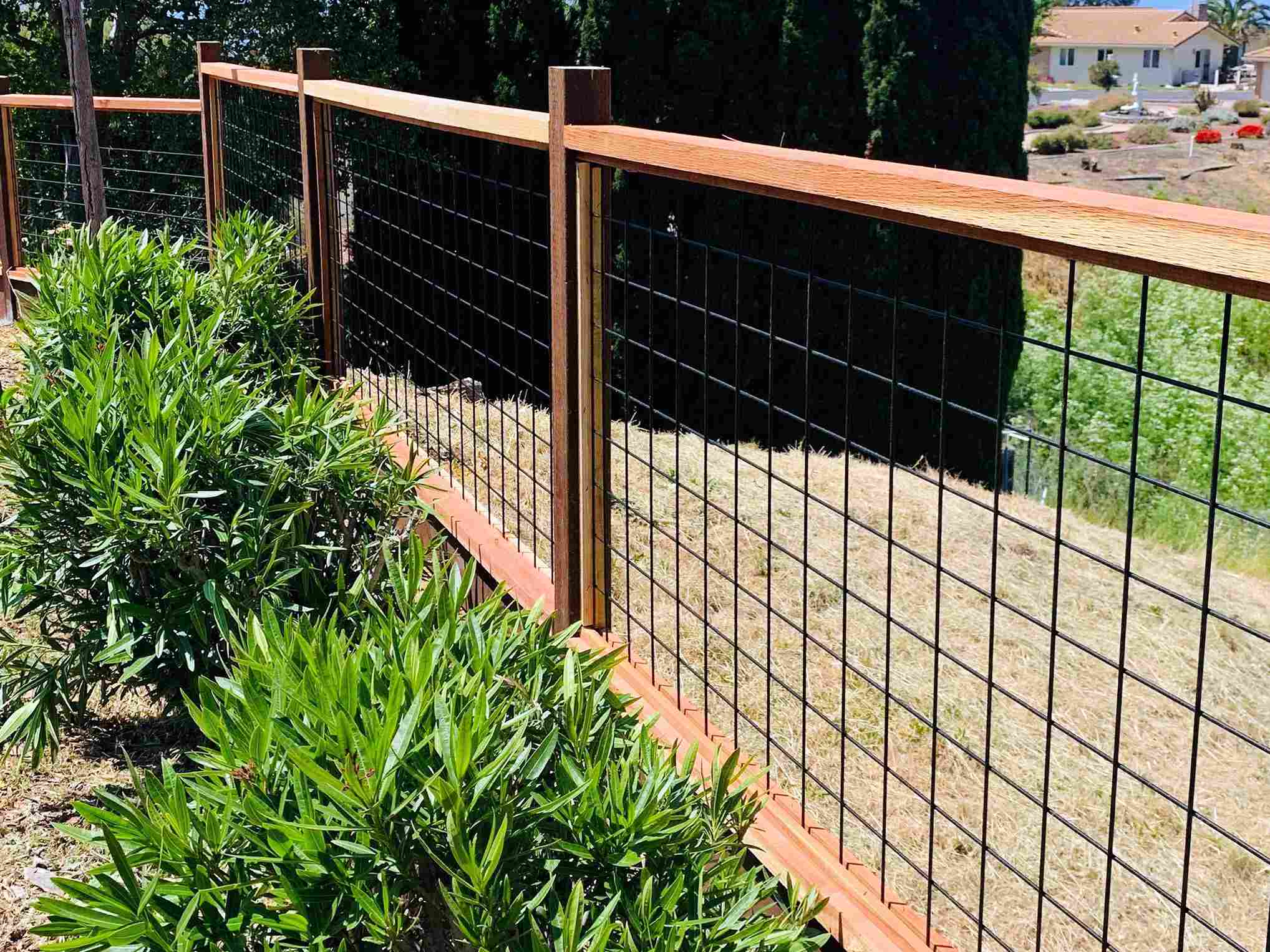Box wire metal fence