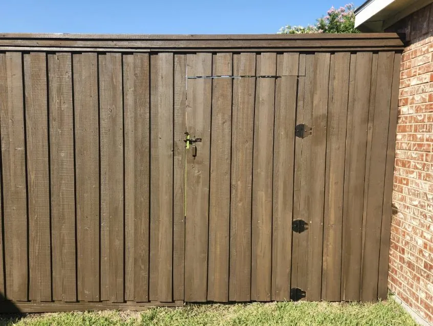Residential fence and gate